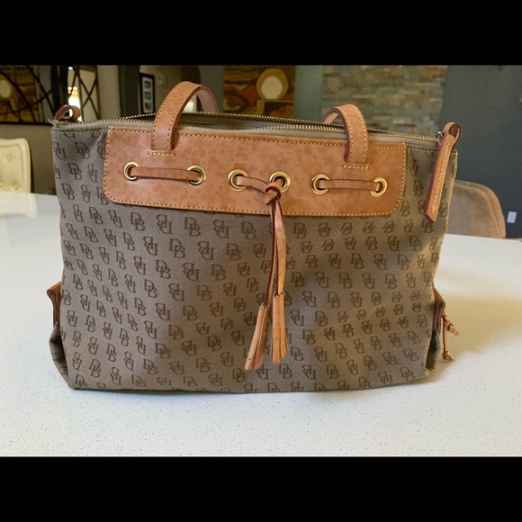 90s dooney and bourke